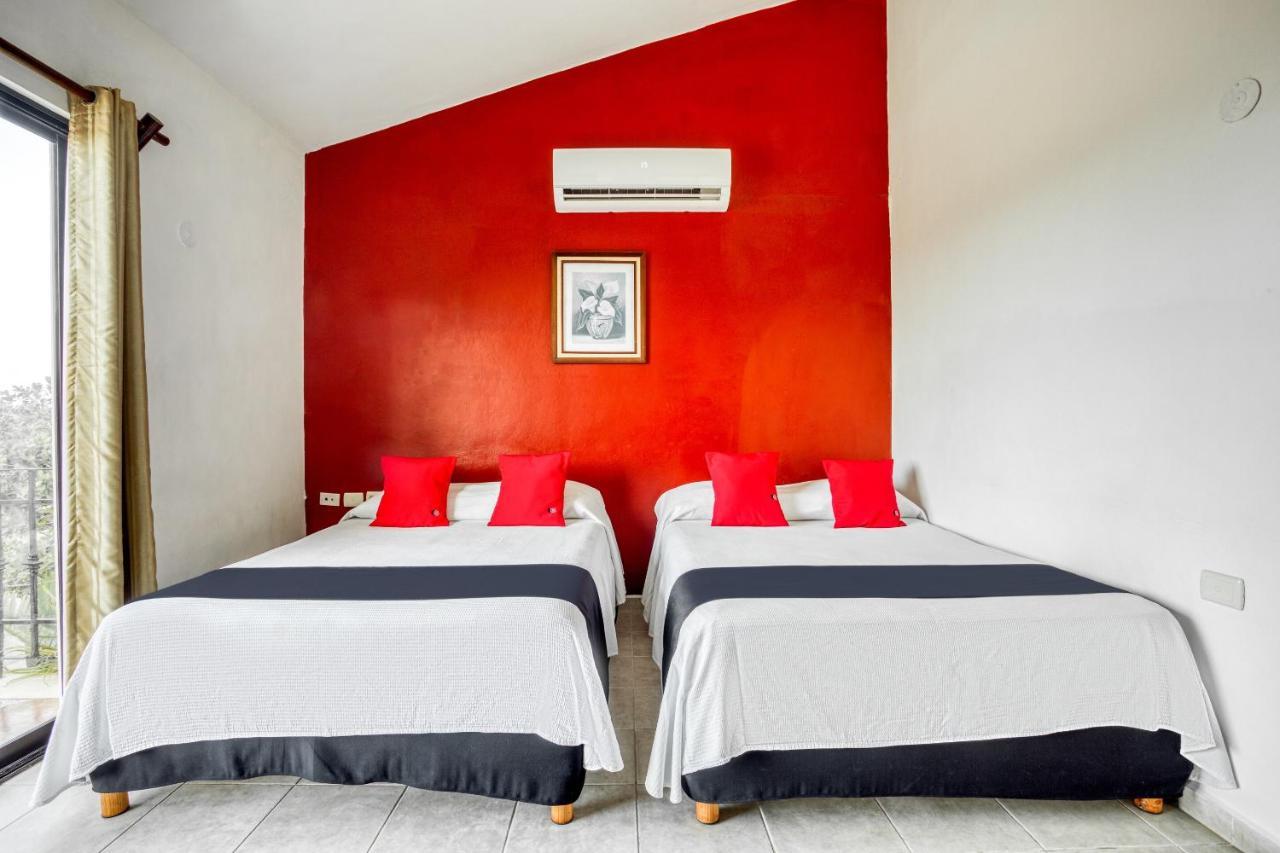 Chac Chi Hotel & Suites Isla Mujeres Exterior photo