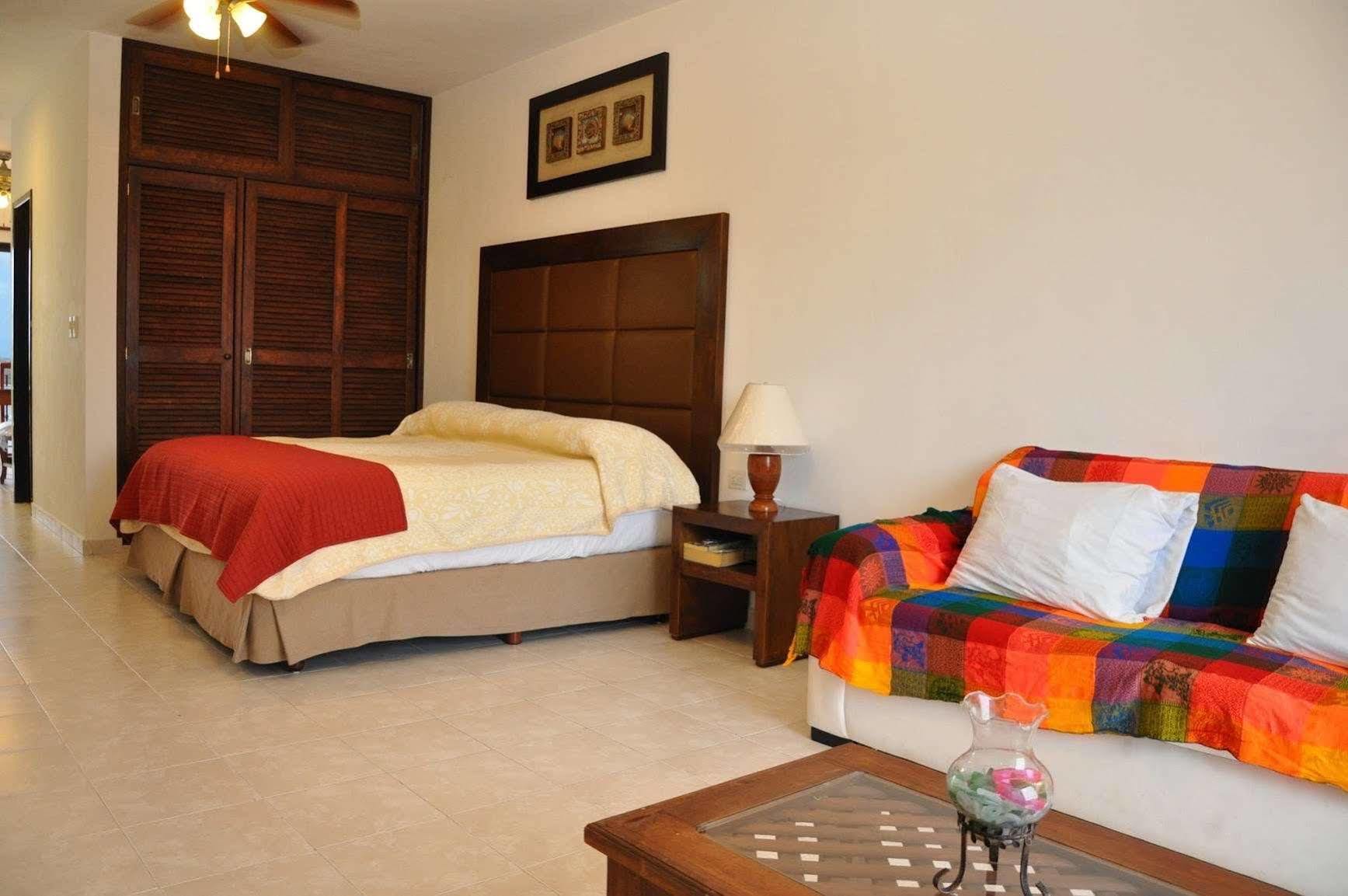 Chac Chi Hotel & Suites Isla Mujeres Exterior photo